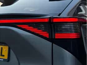 Toyota bZ4X (2023) thumbnail 21