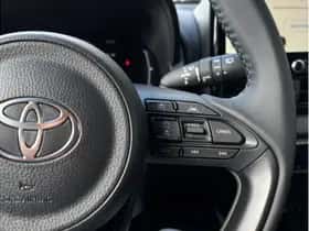 Toyota Yaris (2025) thumbnail 18