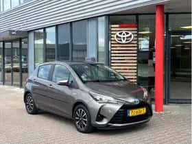 Toyota Yaris (2017) thumbnail 1
