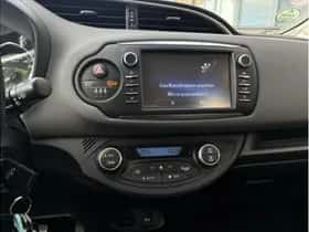 Toyota Yaris (2017) thumbnail 14