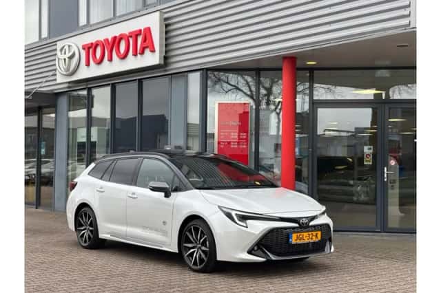 Toyota Corolla (2025) thumbnail 1