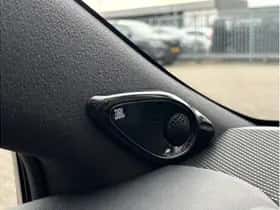 Toyota Corolla (2025) thumbnail 17