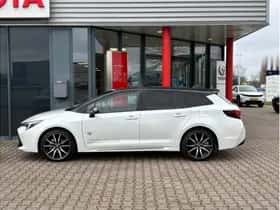 Toyota Corolla (2025) thumbnail 3