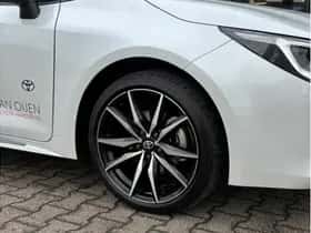 Toyota Corolla (2025) thumbnail 4