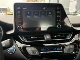 Toyota C-HR (2021) thumbnail 14