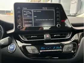 Toyota C-HR (2021) thumbnail 18