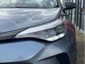 Toyota C-HR (2021) thumbnail 26