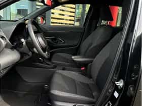 Toyota Yaris Cross (2024) thumbnail 11
