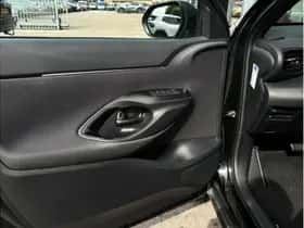 Toyota Yaris Cross (2024) thumbnail 13