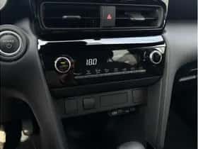 Toyota Yaris Cross (2024) thumbnail 22
