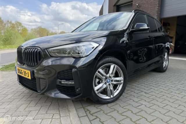 BMW X1 (2022) thumbnail 6