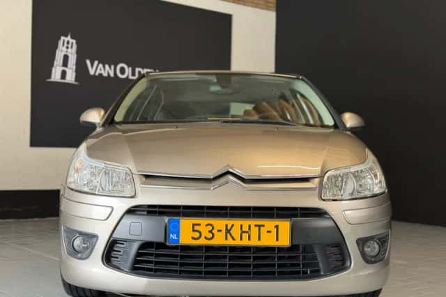 Citroën C4 (2009) thumbnail 2