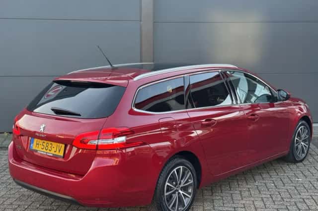 Peugeot 308 (2020) thumbnail 3