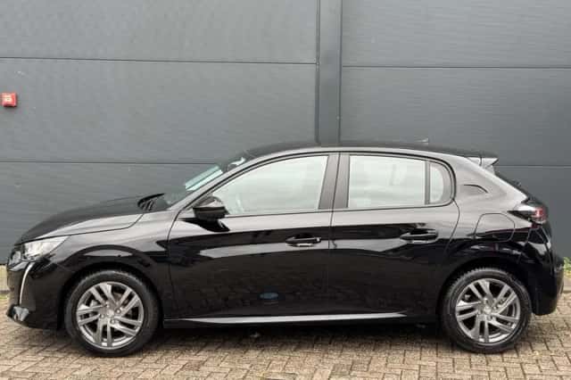 Peugeot 208 (2022) thumbnail 4