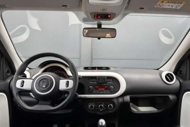 Renault Twingo (2014) thumbnail 2