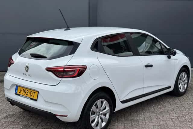 Renault Clio (2020) thumbnail 2