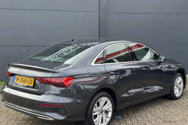 Audi A3 (2021) thumbnail 3