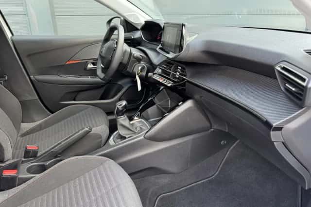 Peugeot 208 (2022) thumbnail 6