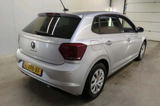 Volkswagen Polo (2021) thumbnail 2