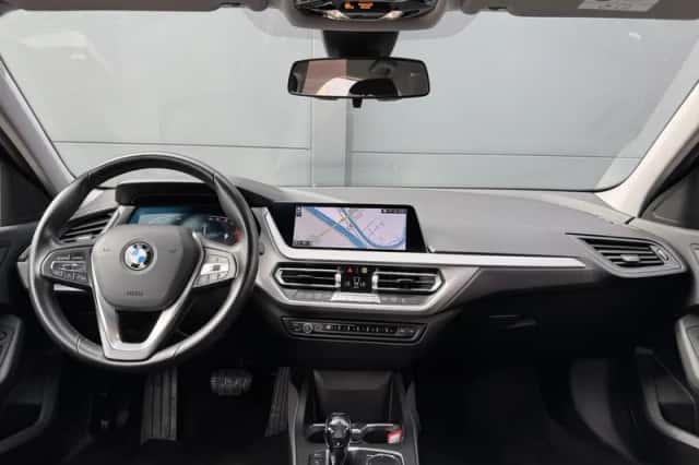 BMW 1-Serie (2021) thumbnail 2
