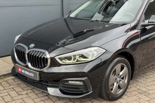 BMW 1-Serie (2021) thumbnail 6