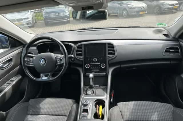 Renault Talisman (2018) thumbnail 3