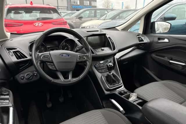 Ford C-Max (2018) thumbnail 3