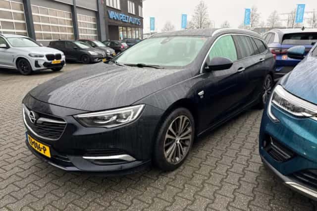 Opel Insignia (2018) thumbnail 1