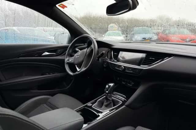 Opel Insignia (2018) thumbnail 3