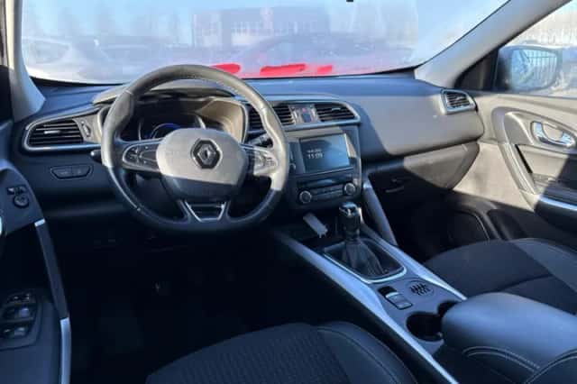 Renault Kadjar (2015) thumbnail 3