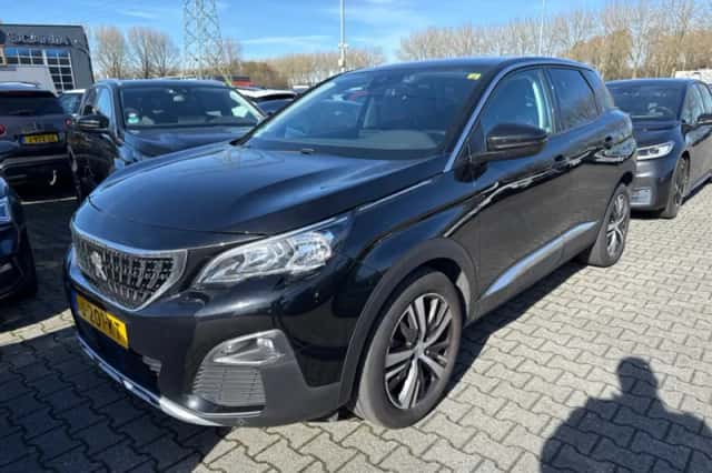 Peugeot 3008 (2019) thumbnail 1