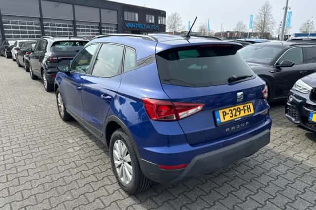 SEAT Arona (2019) thumbnail 2