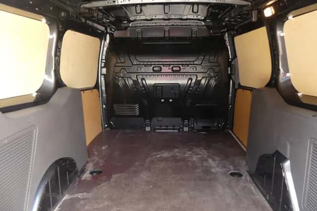 Ford Transit (2021) thumbnail 5