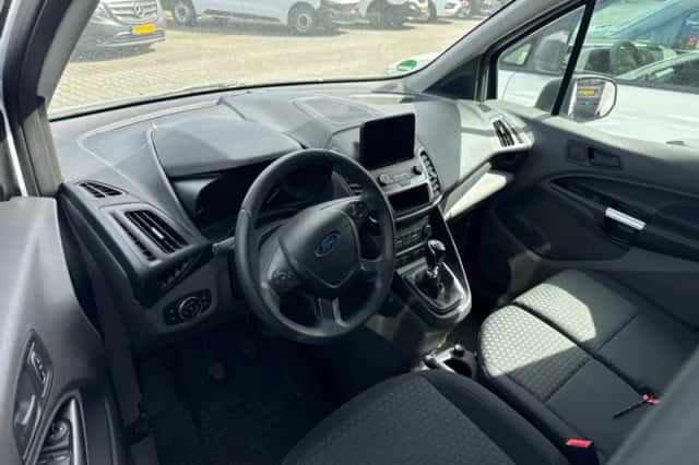 Ford Transit Connect (2021) thumbnail 3