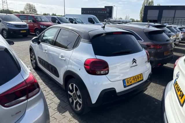 Citroën C3 (2017) thumbnail 2