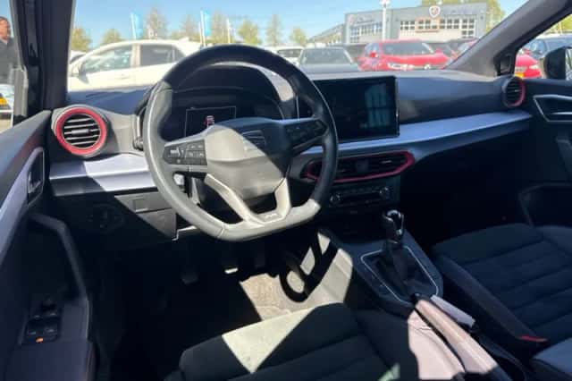 SEAT Ibiza (2022) thumbnail 3