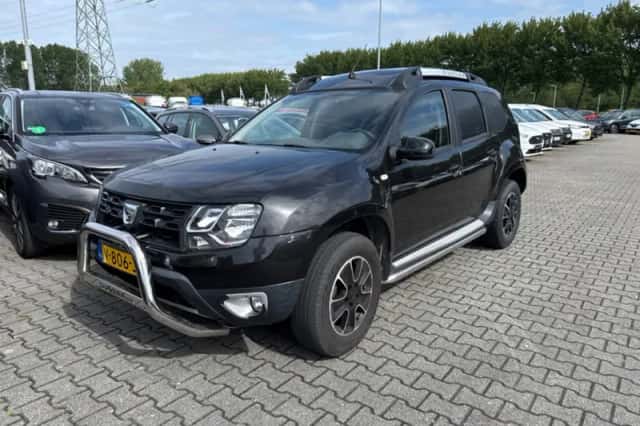 Dacia Duster (2017) thumbnail 1
