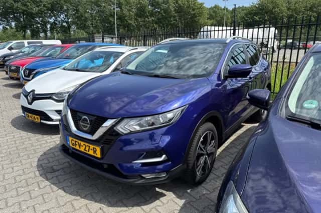 Nissan Qashqai (2017) thumbnail 1