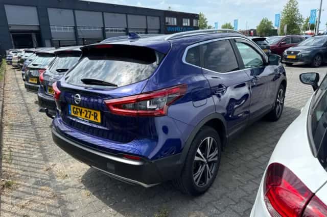 Nissan Qashqai (2017) thumbnail 2
