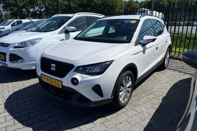 SEAT Arona (2022) thumbnail 1