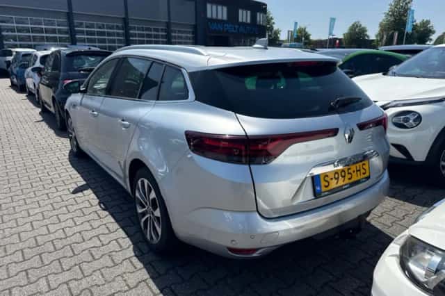 Renault Mégane (2023) thumbnail 2