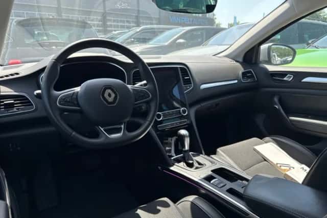 Renault Mégane (2023) thumbnail 3