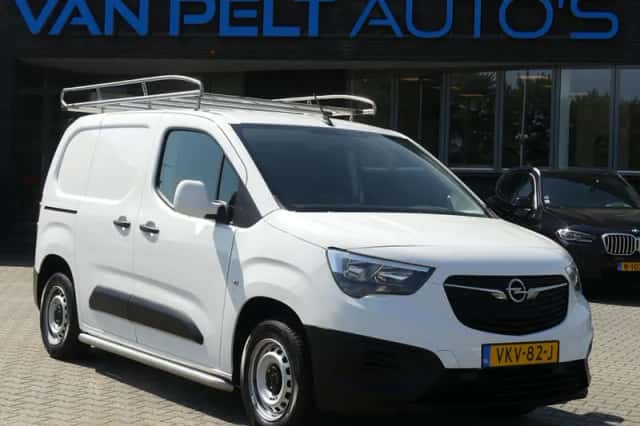 Opel Combo (2021) thumbnail 1
