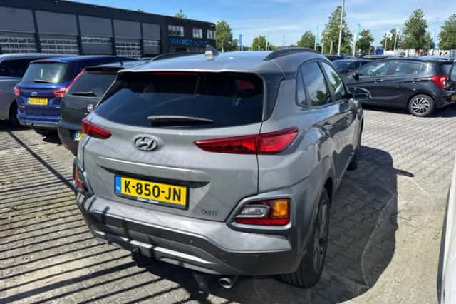 Hyundai Kona (2019) thumbnail 2