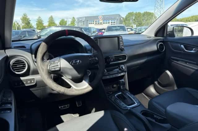 Hyundai Kona (2019) thumbnail 3