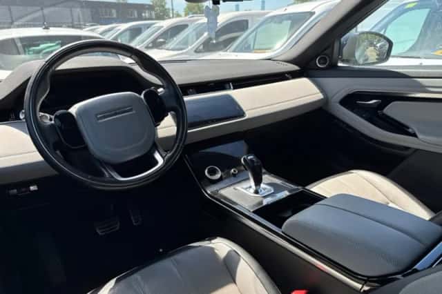 Land Rover Range Rover Evoque (2019) thumbnail 3