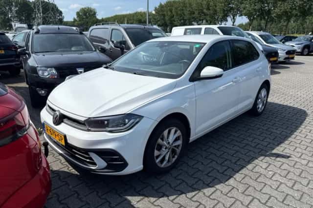 Volkswagen Polo (2021) thumbnail 1
