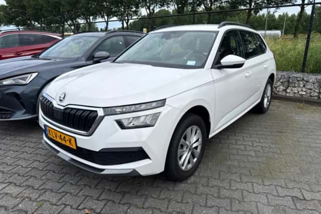 Škoda Kamiq (2023) thumbnail 1