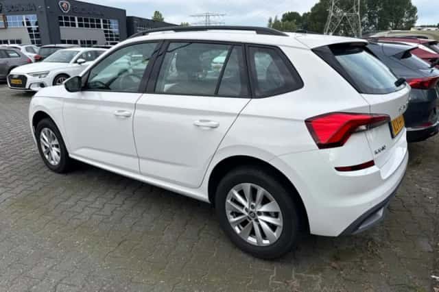Škoda Kamiq (2023) thumbnail 2