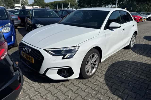 Audi A3 (2022) thumbnail 1